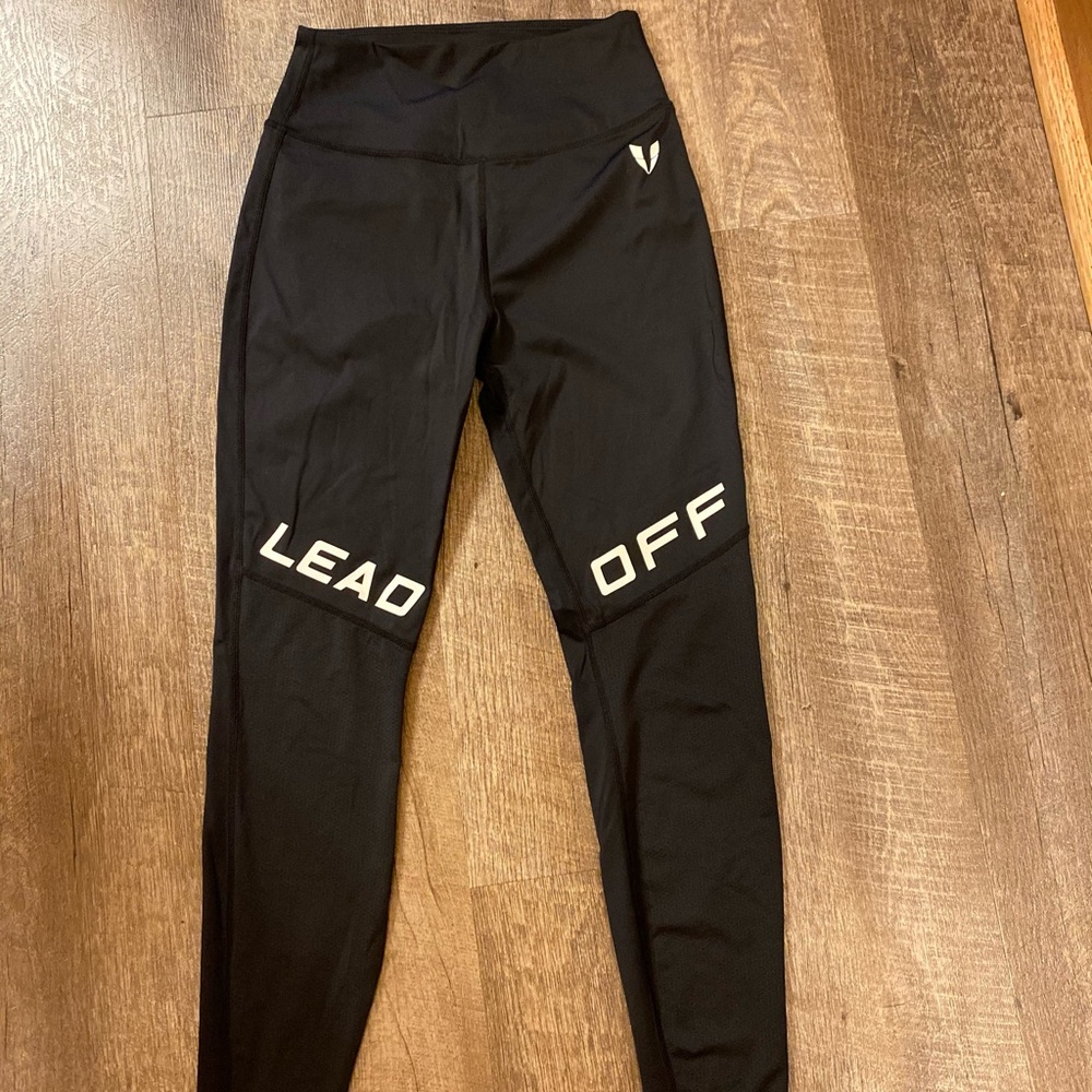 Firm Abs Scrunch Bum Leggings